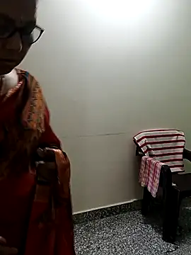 Snapshot of Saroj-Shah chatting on 05/01/26, 03:22 Saroj-Shah online show from 05/01/26, 03:22