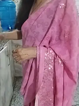 Snapshot of Saroj-Shah chatting on 05/08/26, 04:01 Saroj-Shah online show from 05/08/26, 04:01