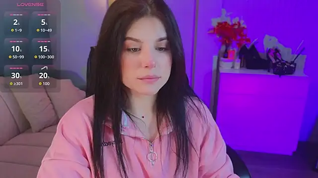 Jenna Adams  online show from 11/08/25, 01:06