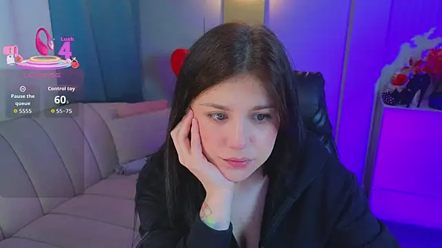 Jenna Adams  online show from 04/04/26, 12:53