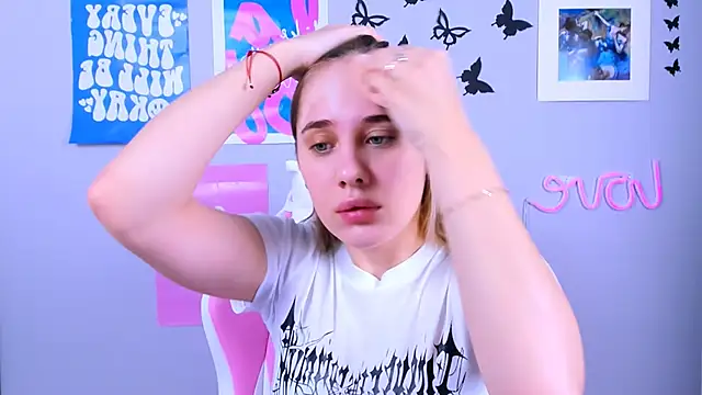 MiaMilas online show from 12/10/24, 04:24