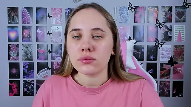 MiaMilas online show from 02/14/25, 07:17