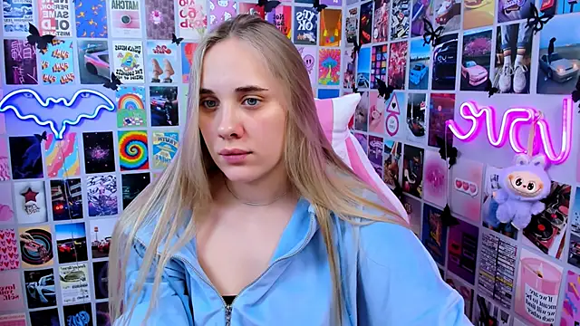 MiaMilas online show from 01/06/26, 02:32