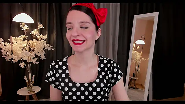 helentasty online show from 02/09/25, 03:22