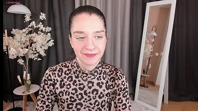 helentasty online show from 03/19/25, 02:05