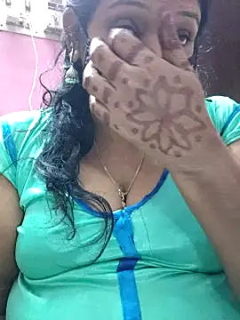 mallu-sumi online show from 02/05/25, 11:12