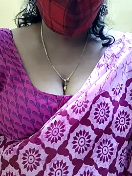 mallu-sumi online show from 02/11/25, 06:11