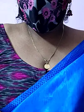 Snapshot of mallu-sumi chatting on 04/23/26, 06:21 mallu-sumi online show from 04/23/26, 06:21