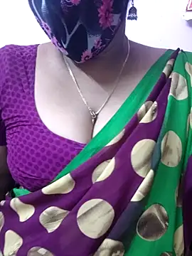 Snapshot of mallu-sumi chatting on 04/26/26, 06:05 mallu-sumi online show from 04/26/26, 06:05