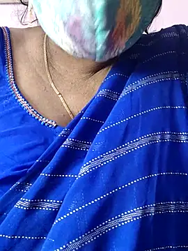Snapshot of mallu-sumi chatting on 07/17/26, 06:20 mallu-sumi online show from 07/17/26, 06:20