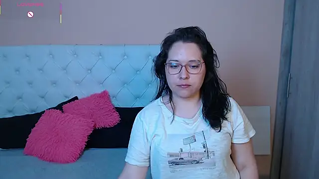 May Carlier online show from 01/17/26, 12:48