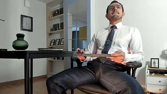 Snapshot of pablo-rincon95 chatting on 06/12/26, 12:59 pablo-rincon95 online show from 06/12/26, 12:59