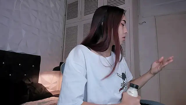 Emma dl2 online show from 03/07/25, 05:06