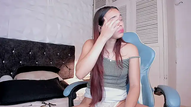 Emma dl2 online show from 03/20/25, 08:08