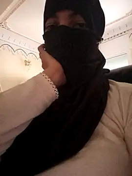 Liliiiblow online show from 12/01/24, 04:29