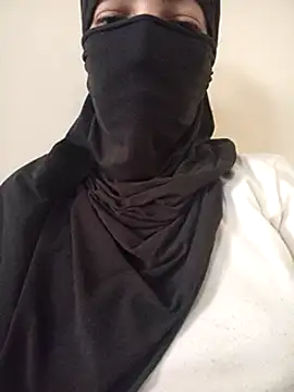 Liliiiblow online show from 12/12/24, 02:00