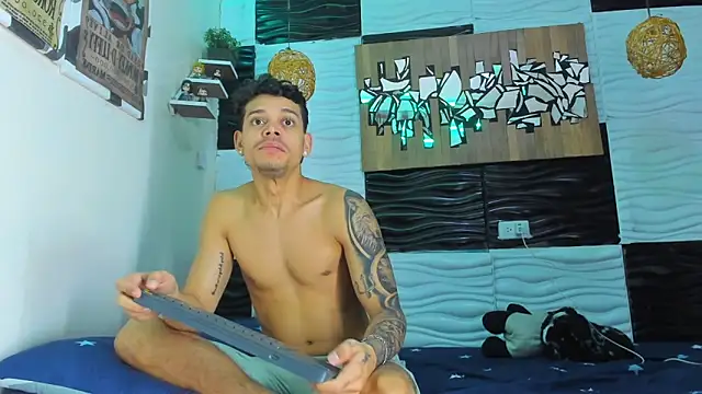 Friendsofeverything  online show from 12/16/25, 01:27