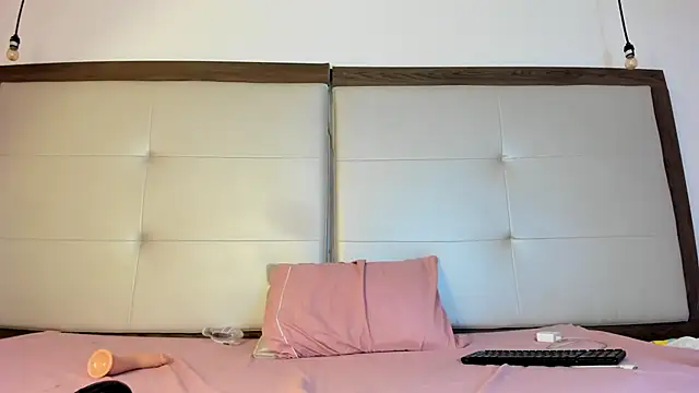 Alisson Freckles online show from 02/07/25, 03:45