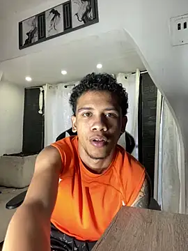 Snapshot of Romancartier_1 chatting on 04/19/26, 10:45 Romancartier 1 online show from 04/19/26, 10:45
