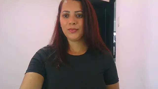 Snapshot of Anne_kis chatting on 04/21/26, 06:12 Anne kis online show from 04/21/26, 06:12