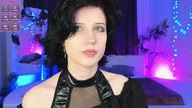 Snapshot of dark_vamp_ chatting on 01/17/25, 11:38 dark vamp online show from 01/17/25, 11:38