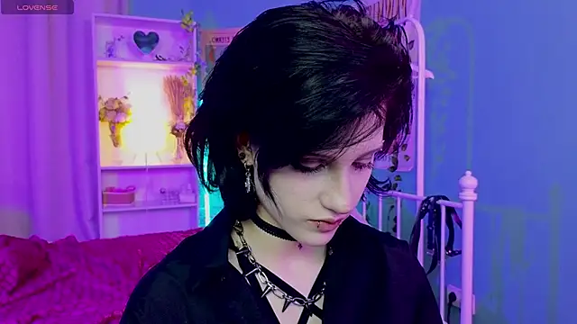 Snapshot of dark_vamp_ chatting on 01/23/25, 11:58 dark vamp online show from 01/23/25, 11:58