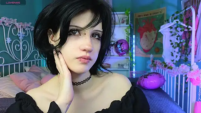 Snapshot of dark_vamp_ chatting on 02/20/25, 11:43 dark vamp online show from 02/20/25, 11:43