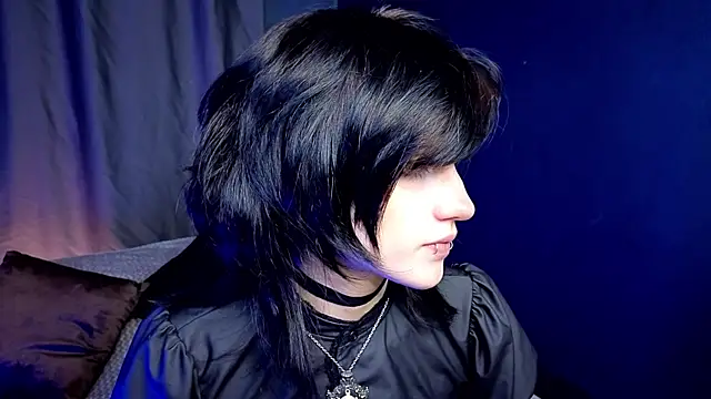 Snapshot of dark_vamp_ chatting on 09/29/25, 05:07 dark vamp online show from 09/29/25, 05:07