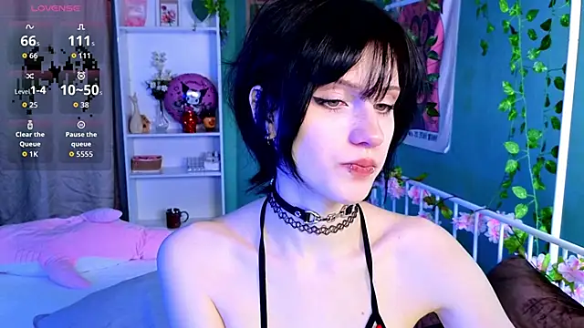 Snapshot of dark_vamp_ chatting on 12/02/25, 04:02 dark vamp online show from 12/02/25, 04:02