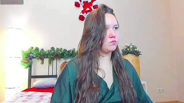 Snapshot of Mira_Karter chatting on 01/19/25, 07:25 Mira Karter online show from 01/19/25, 07:25