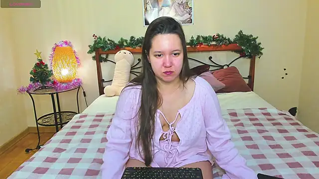 Snapshot of Mira_Karter chatting on 01/22/25, 01:42 Mira Karter online show from 01/22/25, 01:42