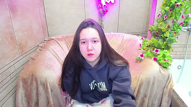 Snapshot of Mira_Karter chatting on 02/22/25, 02:28 Mira Karter online show from 02/22/25, 02:28