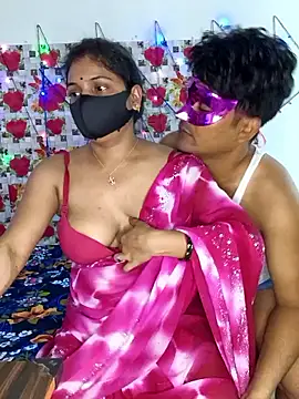 Snapshot of PeaCoooock chatting on 09/14/25, 06:18 PeaCoooock online show from 09/14/25, 06:18