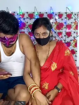 Snapshot of PeaCoooock chatting on 10/01/25, 04:02 PeaCoooock online show from 10/01/25, 04:02