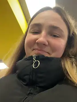 Joannakiss online show from 03/04/25, 02:42