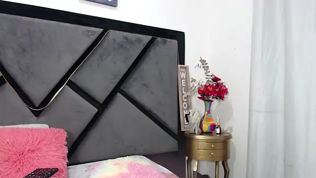 GabrielaDurann online show from 03/06/25, 01:35