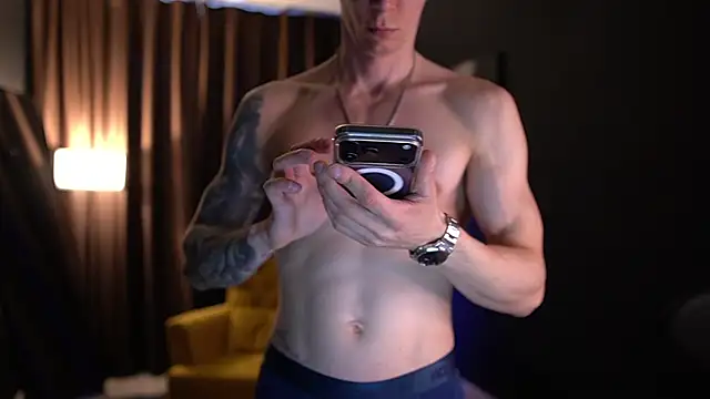 Snapshot of Jon_jon20 chatting on 04/10/26, 10:53 Jon jon20 online show from 04/10/26, 10:53