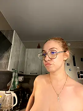 Kitty Katrine online show from 09/20/25, 04:30