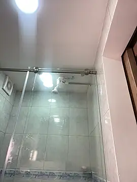 Snapshot of dolcebella chatting on 12/31/24, 07:40 dolcebella online show from 12/31/24, 07:40