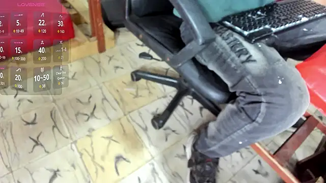 Hana and Zeta online show from 03/22/25, 12:25