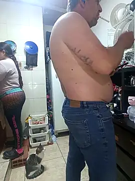 Snapshot of ZuriandAlex chatting on 09/27/25, 03:22 ZuriandAlex online show from 09/27/25, 03:22