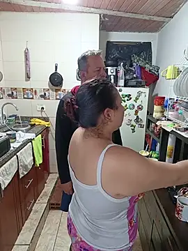 Snapshot of ZuriandAlex chatting on 11/15/25, 01:25 ZuriandAlex online show from 11/15/25, 01:25