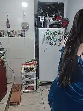 Snapshot of ZuriandAlex chatting on 12/04/25, 12:42 ZuriandAlex online show from 12/04/25, 12:42