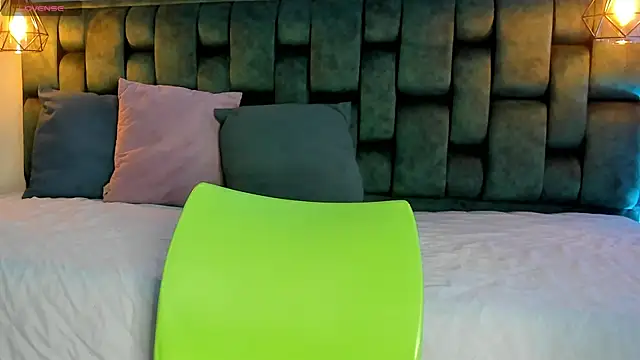 angelswets online show from 10/22/25, 02:39