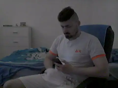 Hkl95555 online show from 10/07/25, 12:41