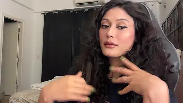 Snapshot of GoddessAnna chatting on 03/10/26, 05:29 GoddessAnna online show from 03/10/26, 05:29