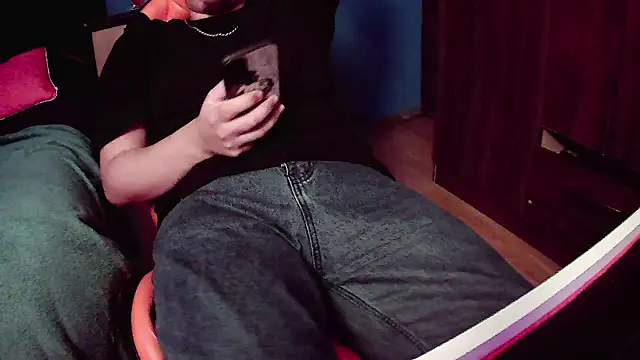 pisceslost online show from 09/19/25, 12:45