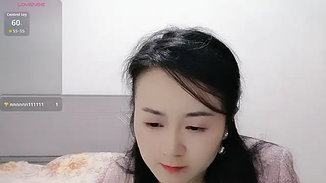 Snapshot of fanfan-FF chatting on 02/25/26, 01:21 fanfan-FF online show from 02/25/26, 01:21