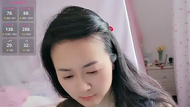 Snapshot of fanfan-FF chatting on 03/22/26, 02:04 fanfan-FF online show from 03/22/26, 02:04