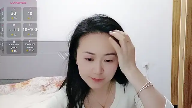 Snapshot of fanfan-FF chatting on 03/24/26, 12:43 fanfan-FF online show from 03/24/26, 12:43